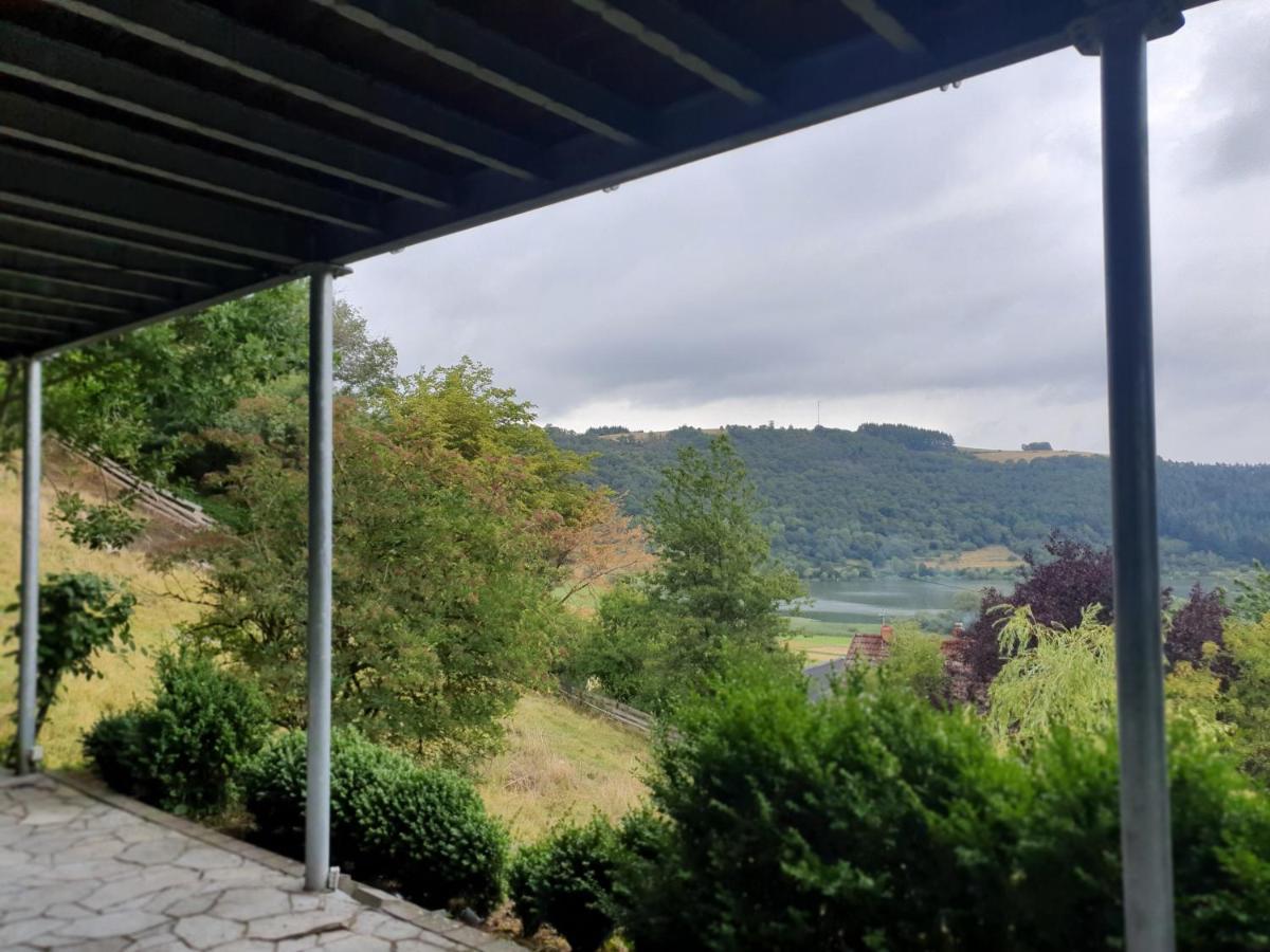 River Mosel Holiday Homes, Meerfeld Studio With A Lake View Екстериор снимка